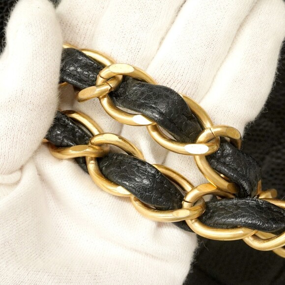 CHANEL Black Caviar Leather Shoulder Bag - Picture 14 of 16